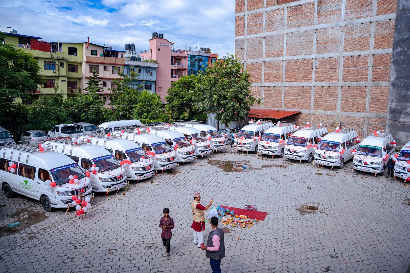 ईभीले बदलिँदैछ व्यवसायको अनुहार: स्वरोजगारदेखि आत्मनिर्भरता सम्मको यात्रा