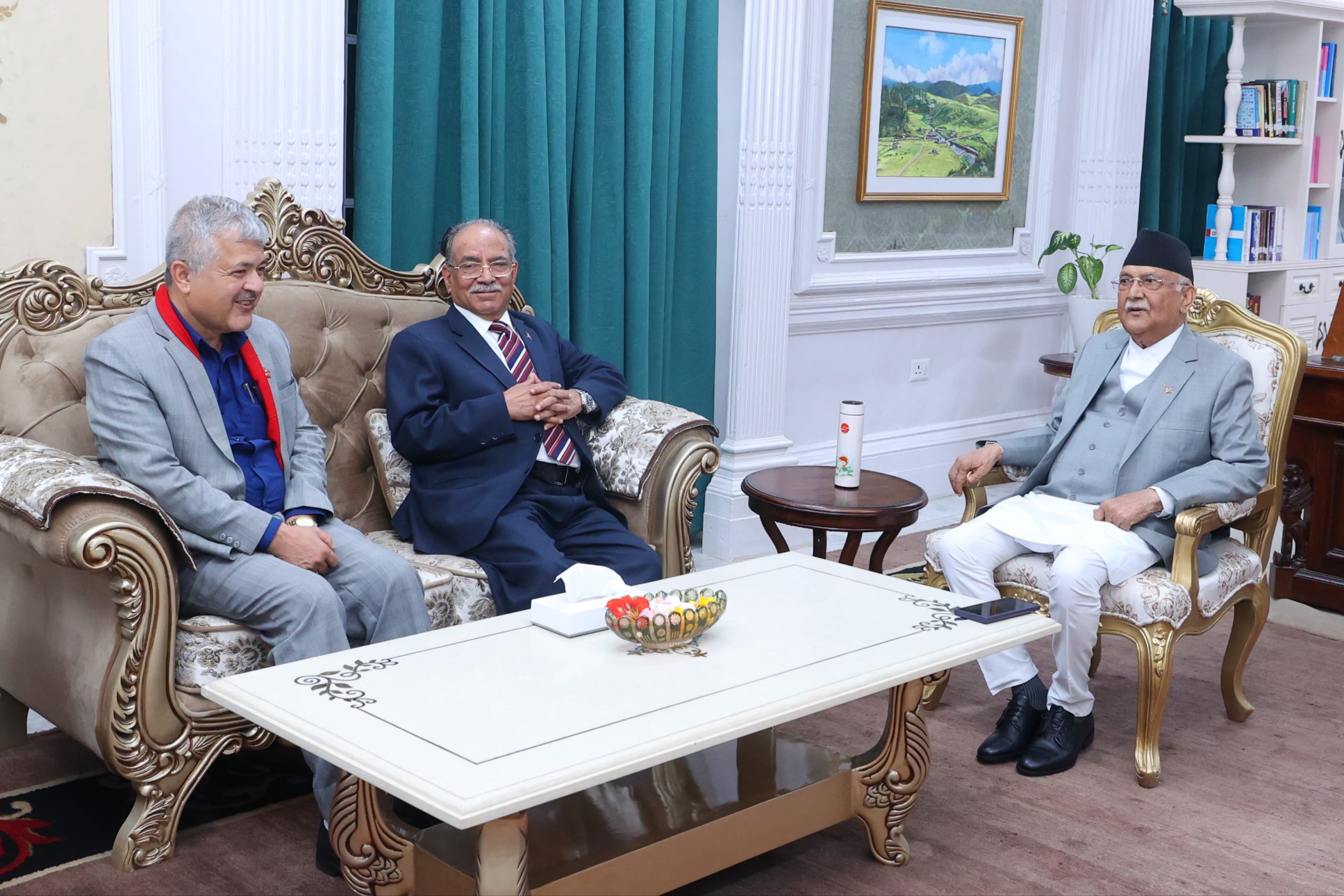 संक्रमणकालीन न्यायबारे प्रधानमन्त्री र माओवादी अध्यक्षबीच गम्भीर संवाद