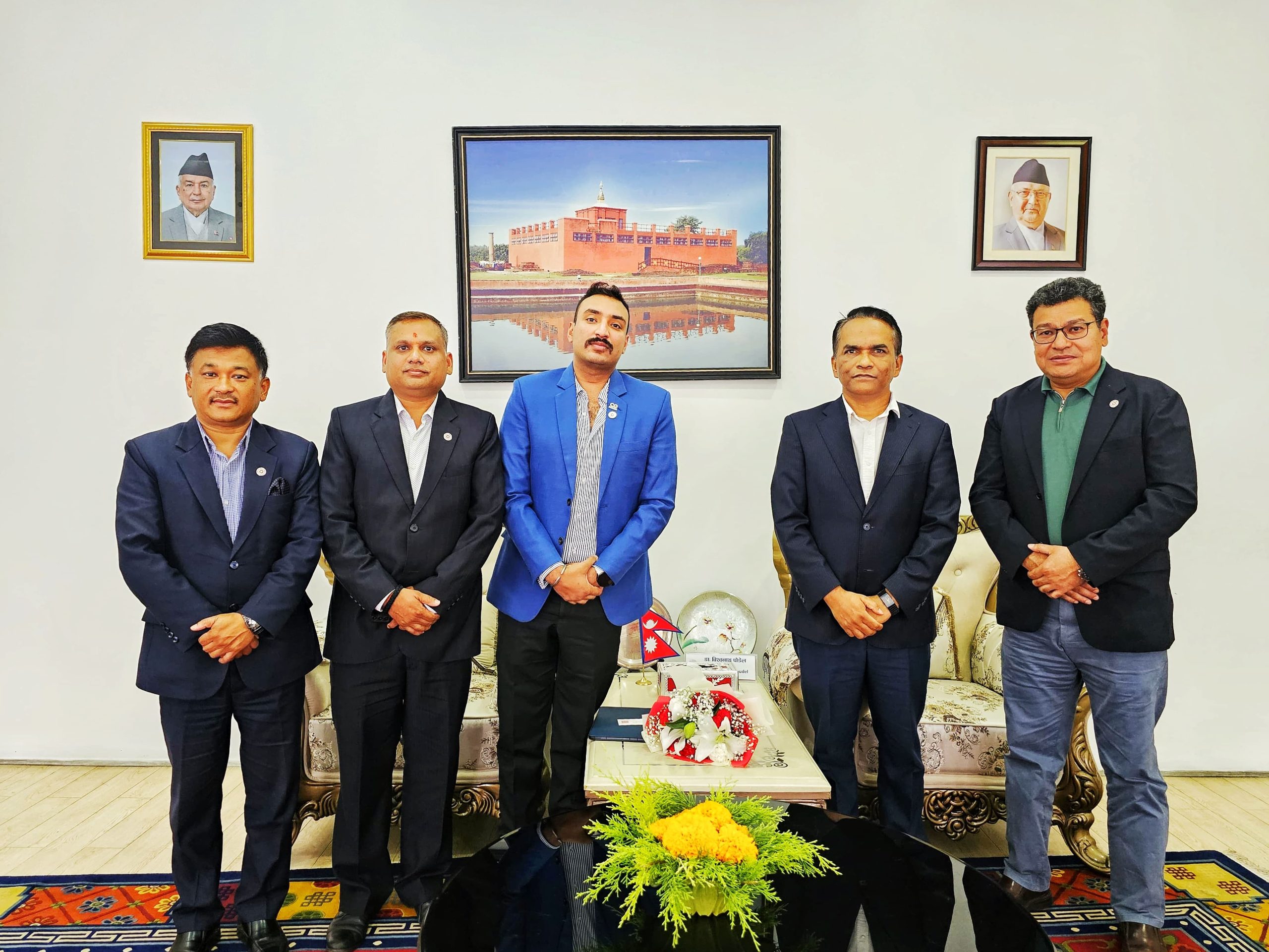 गभर्नर पौडेल र नाडाका अध्यक्ष चौधरी बीच भेटवार्ता : मागे व्यावहारिक मौद्रिक नीतिको दिशा