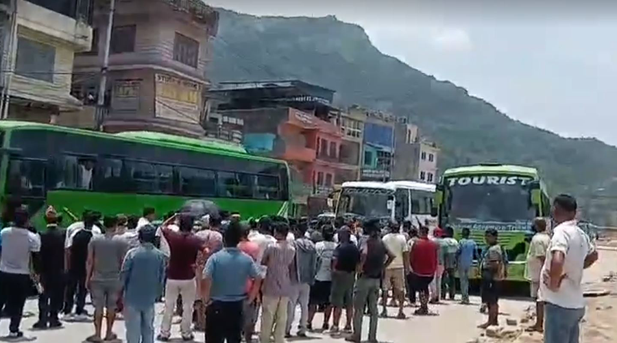 पर्यटक सवारीमाथि अवरोधले पोखराको छविमानै धक्का पर्ने भन्दै , पर्यटन परिषद्को चासो